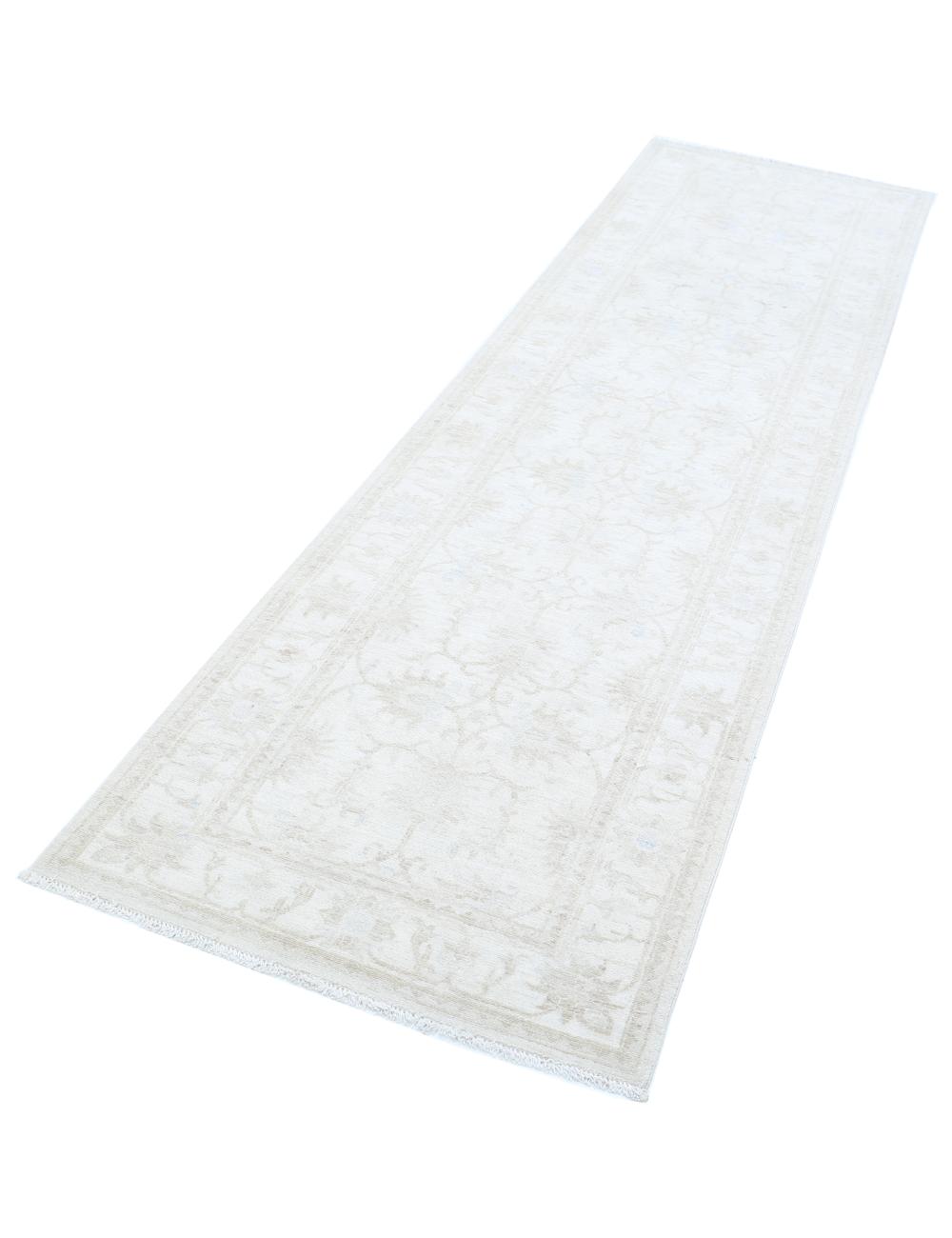 Serenity 2' 8" X 8' 6" Hand-Knotted Wool Rug 2' 8" X 8' 6" (81 X 259) / Ivory / Taupe