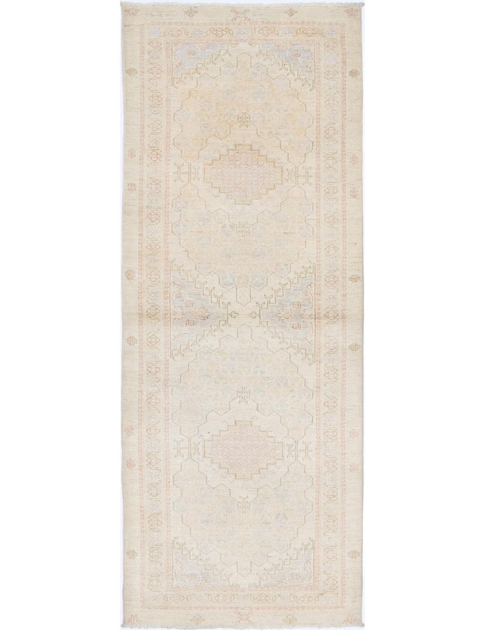 Serenity 2' 7" X 7' 3" Hand-Knotted Wool Rug 2' 7" X 7' 3" (79 X 221) / Ivory / Grey