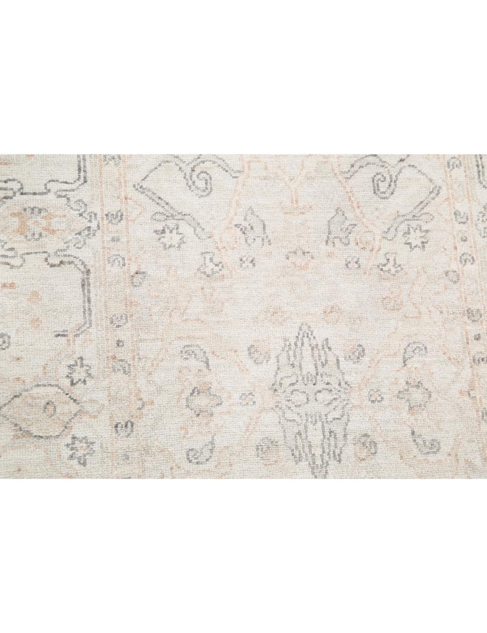 Serenity 2' 11" X 7' 11" Hand-Knotted Wool Rug 2' 11" X 7' 11" (89 X 241) / Ivory / Blue