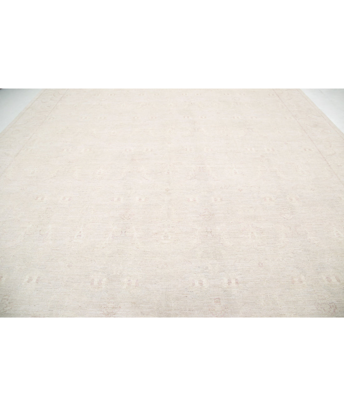 Serenity 12'10'' X 17'2'' Hand-Knotted Wool Rug 12'10'' x 17'2'' (385 X 515) / Grey / Ivory