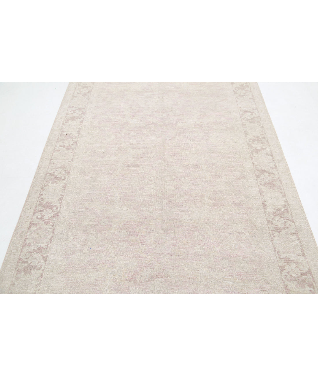 Serenity 5'0'' X 10'2'' Hand-Knotted Wool Rug 5'0'' x 10'2'' (150 X 305) / Ivory / Taupe