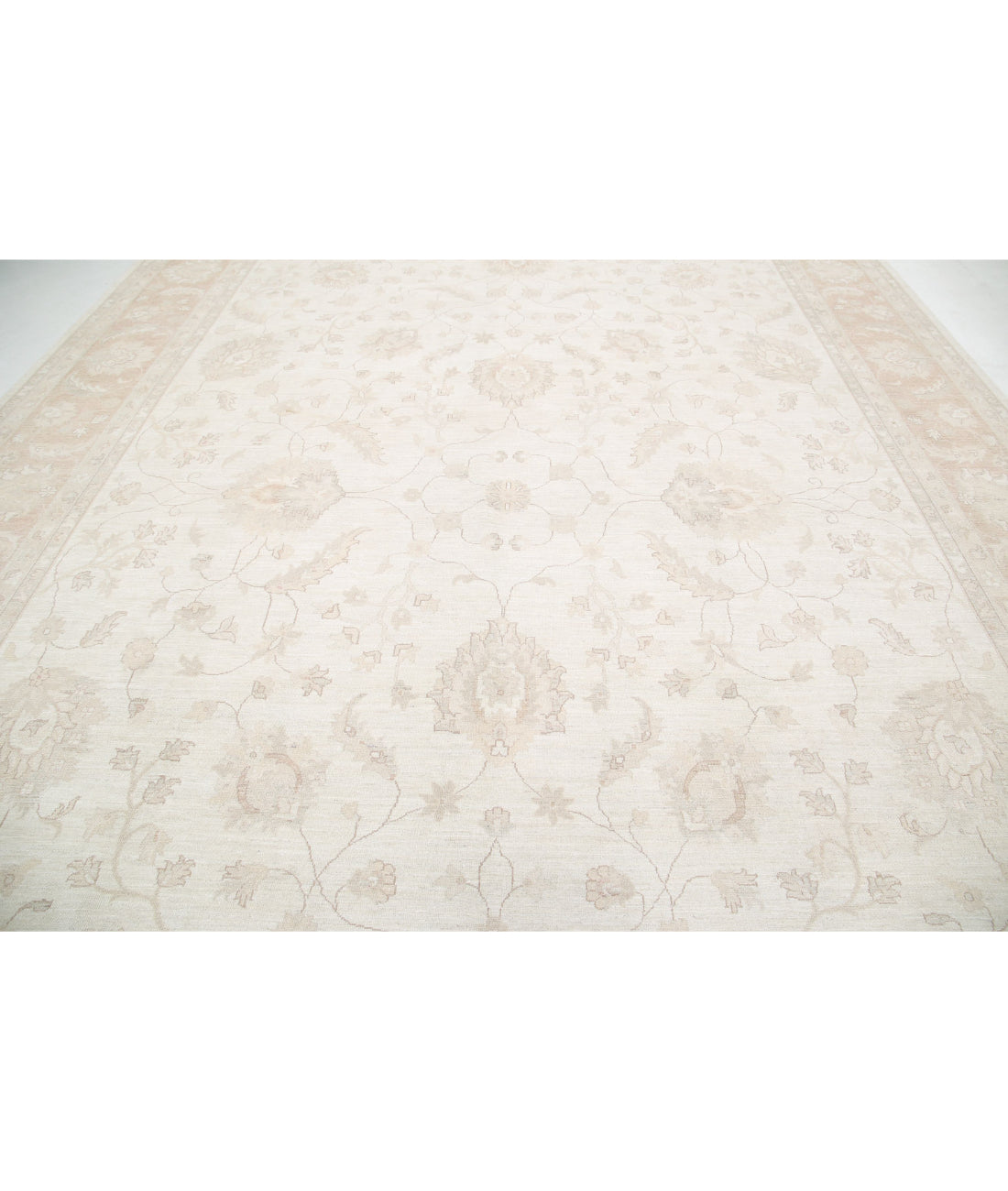 Serenity 12'4'' X 18'1'' Hand-Knotted Wool Rug 12'4'' x 18'1'' (370 X 543) / Ivory / Rust