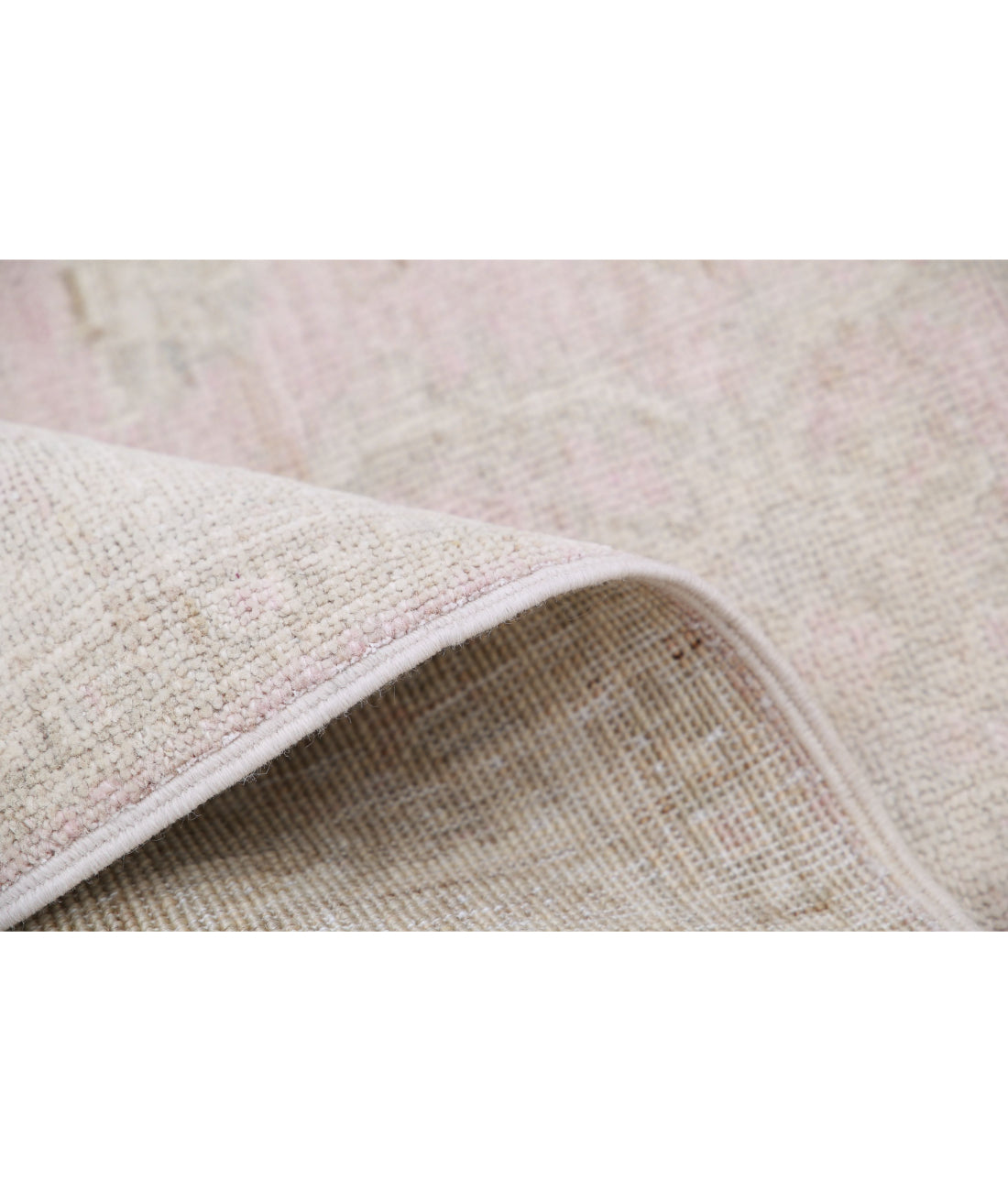 Serenity 3'0'' X 4'7'' Hand-Knotted Wool Rug 3'0'' x 4'7'' (90 X 138) / Pink / Ivory