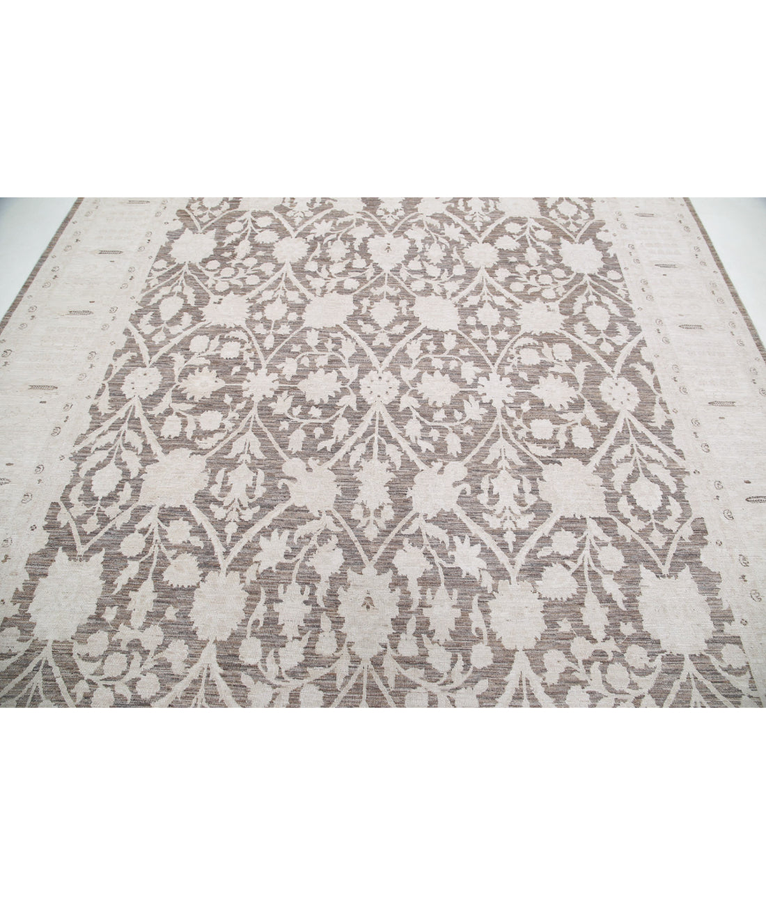 Serenity 8'9'' X 11'0'' Hand-Knotted Wool Rug 8'9'' x 11'0'' (263 X 330) / Brown / Ivory