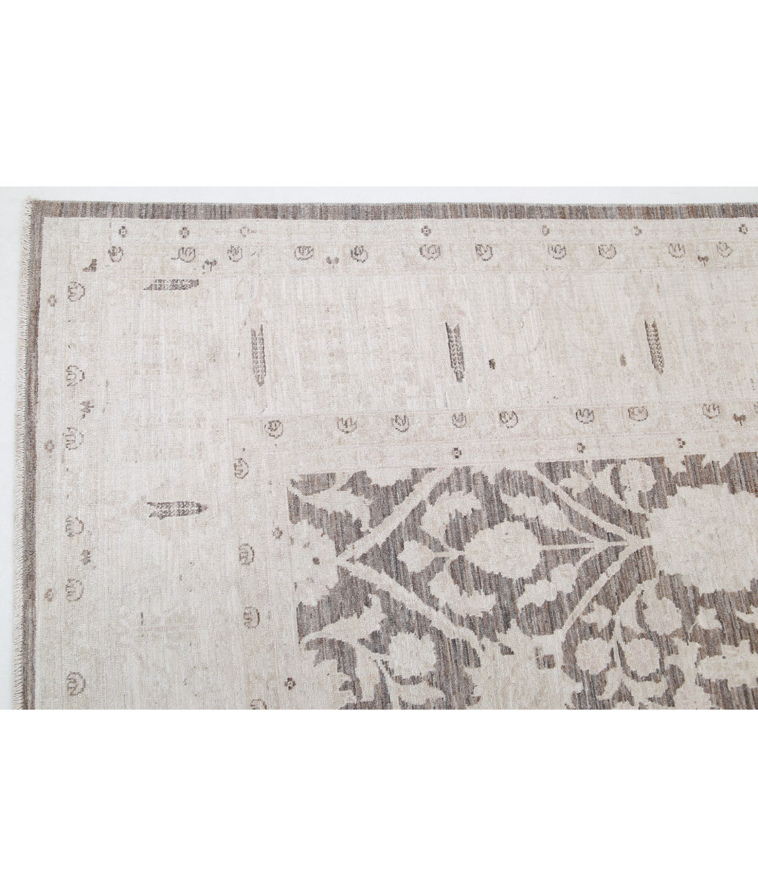 Serenity 8'9'' X 11'0'' Hand-Knotted Wool Rug 8'9'' x 11'0'' (263 X 330) / Brown / Ivory