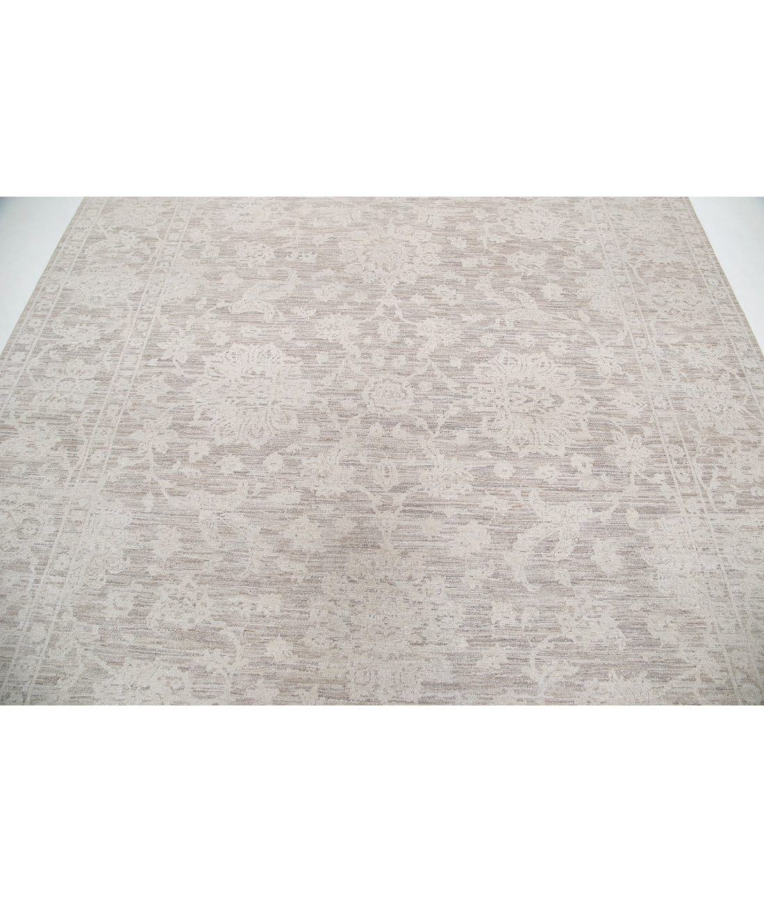 Serenity 8'0'' X 9'1'' Hand-Knotted Wool Rug 8'0'' x 9'1'' (240 X 273) / Brown / Ivory