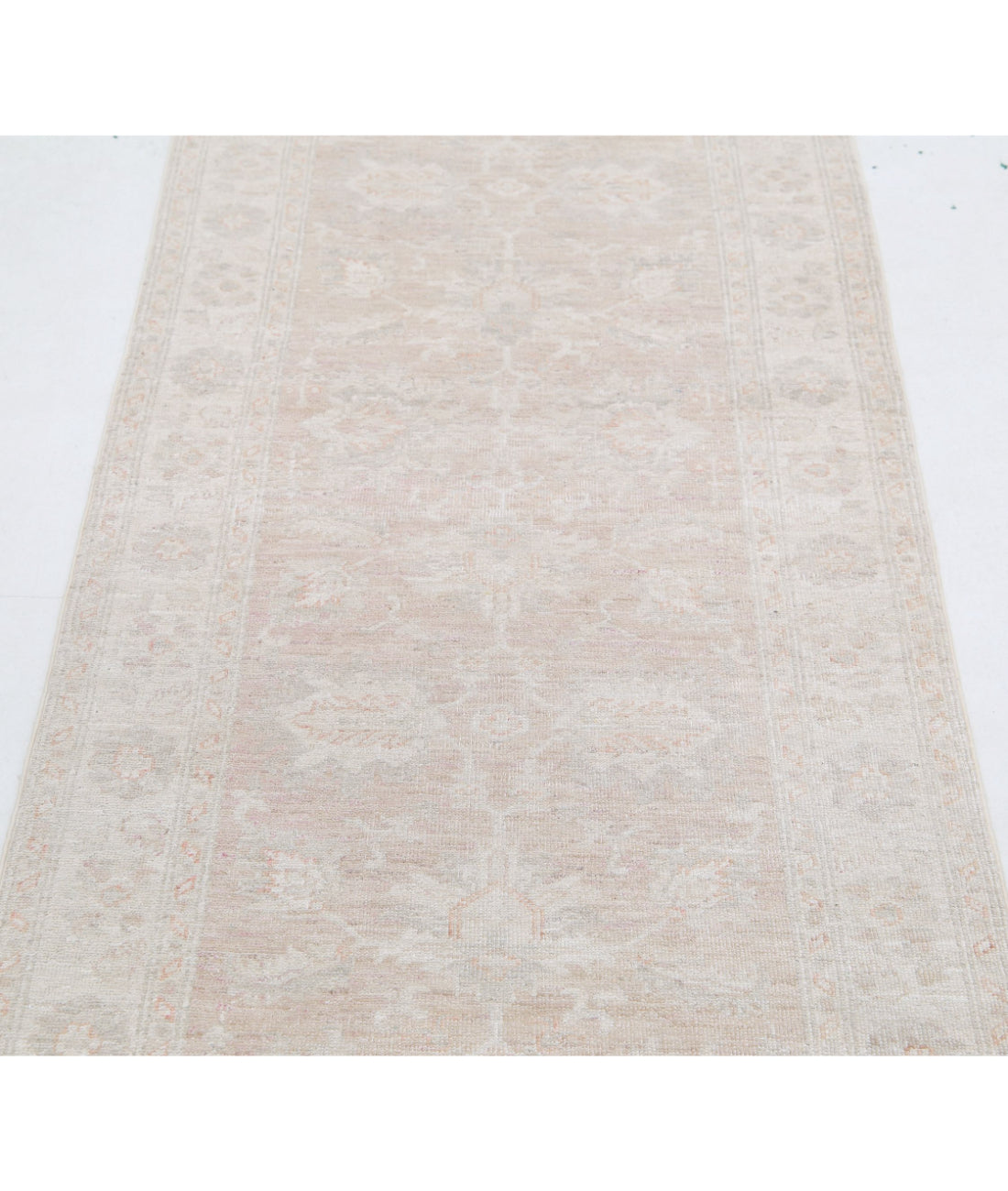 Serenity 2'6'' X 6'8'' Hand-Knotted Wool Rug 2'6'' x 6'8'' (75 X 200) / Taupe / Ivory