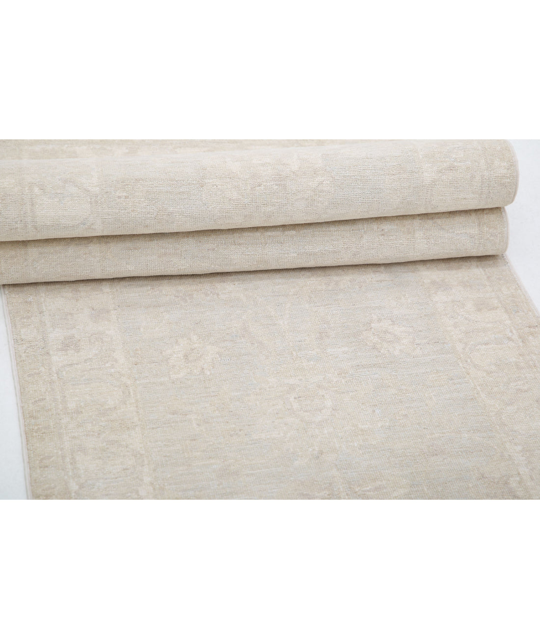 Serenity 2'7'' X 8'5'' Hand-Knotted Wool Rug 2'7'' x 8'5'' (78 X 253) / Grey / Ivory