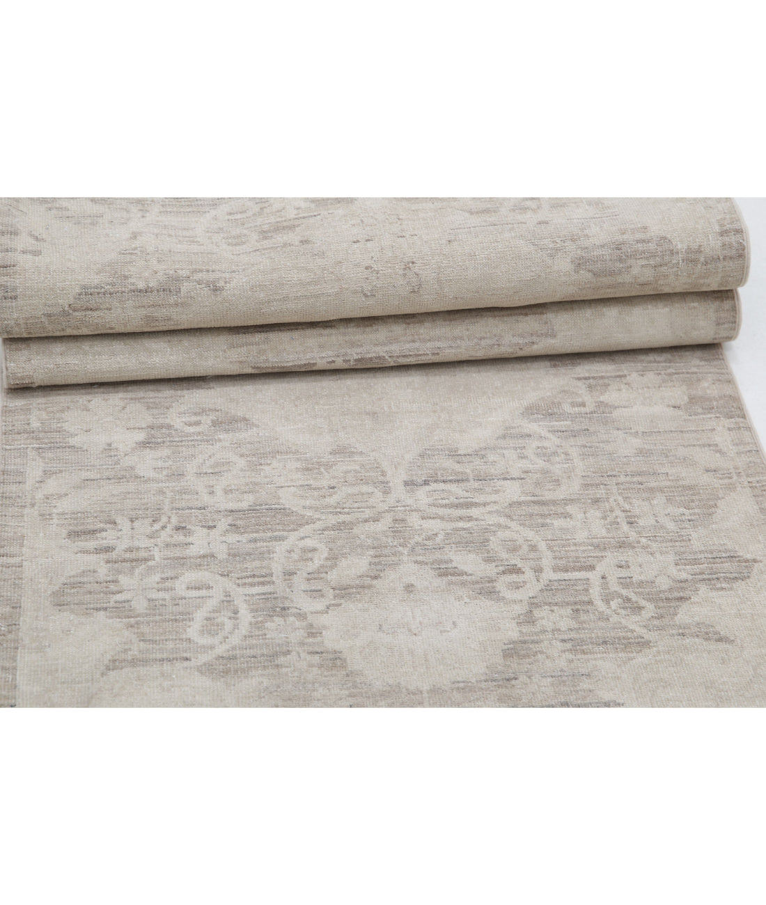 Serenity 2'6'' X 7'11'' Hand-Knotted Wool Rug 2'6'' x 7'11'' (75 X 238) / Brown / Ivory