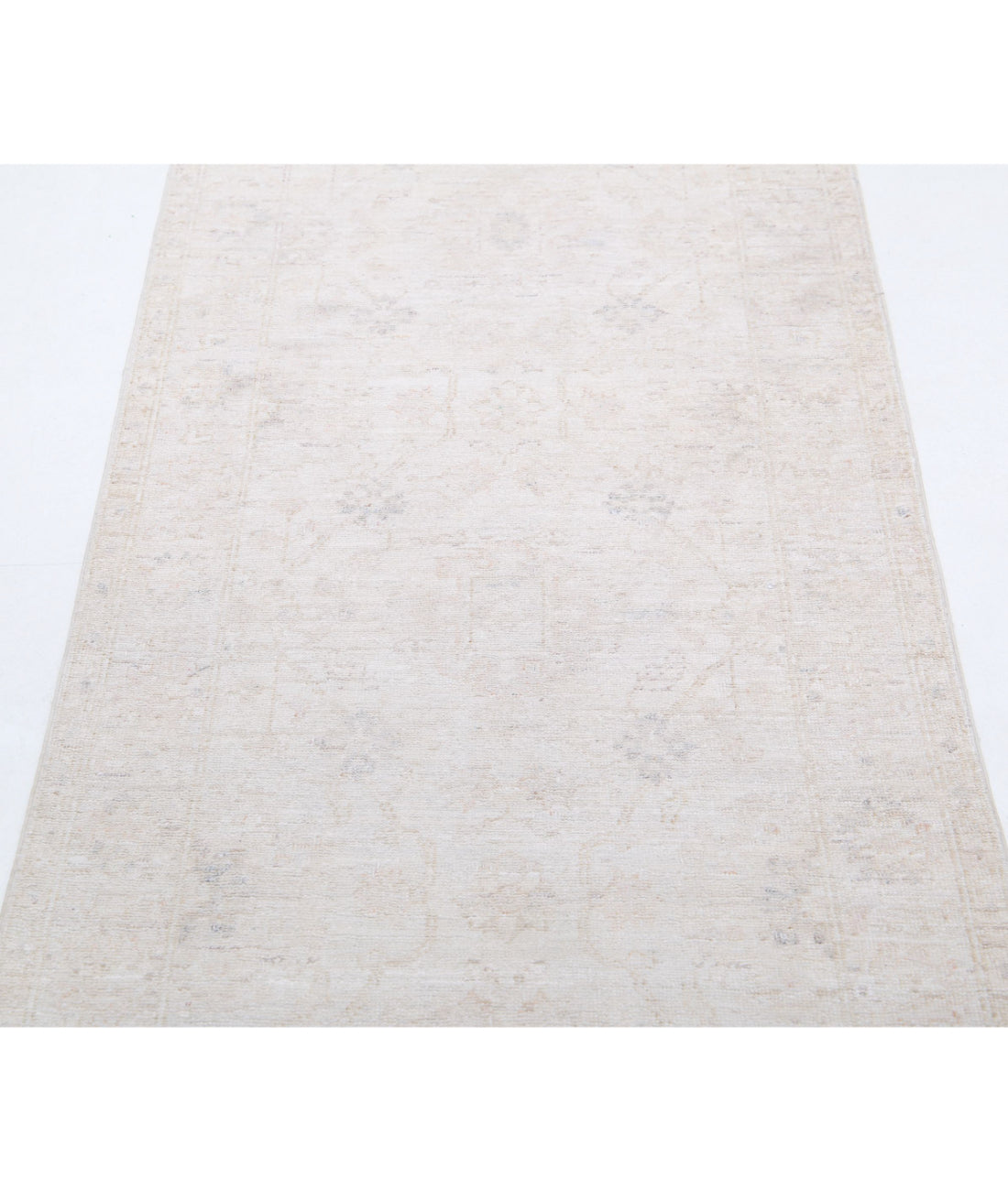 Serenity 2'5'' X 9'5'' Hand-Knotted Wool Rug 2'5'' x 9'5'' (73 X 283) / Ivory / Grey