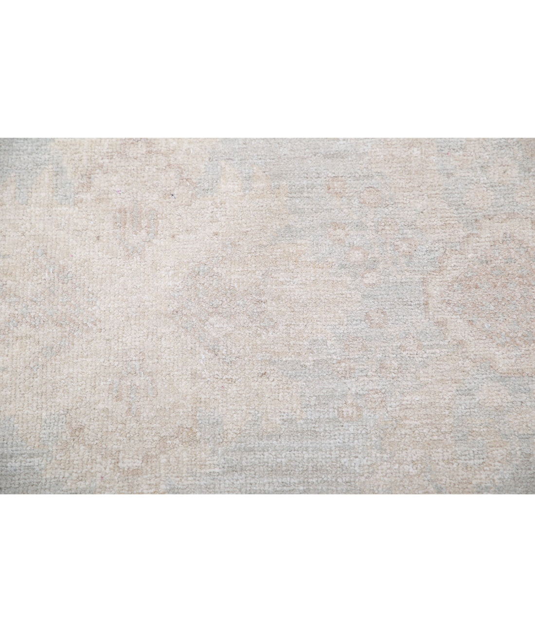 Serenity 7'10'' X 9'7'' Hand-Knotted Wool Rug 7'10'' x 9'7'' (235 X 288) / Ivory / Taupe