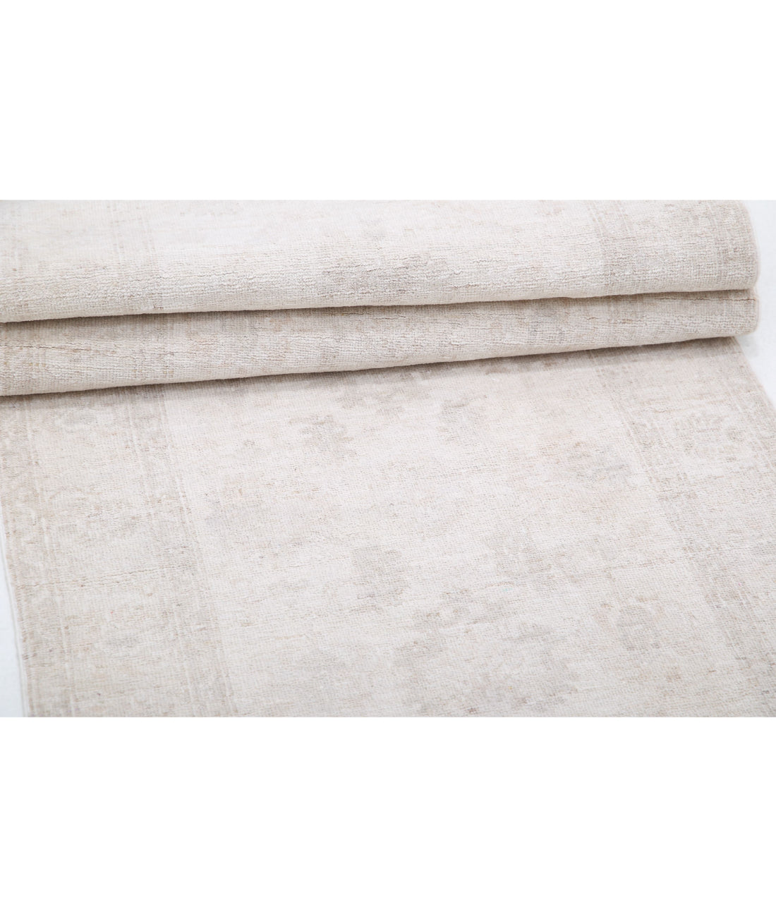 Serenity 2'6'' X 9'9'' Hand-Knotted Wool Rug 2'6'' x 9'9'' (75 X 293) / Ivory / Taupe