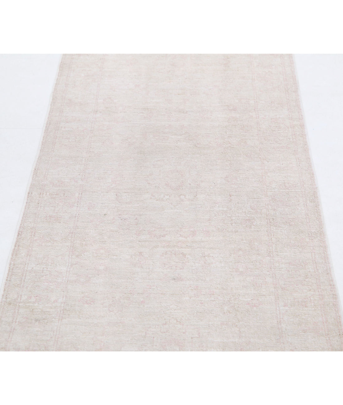 Serenity 2'5'' X 9'9'' Hand-Knotted Wool Rug 2'5'' x 9'9'' (73 X 293) / Ivory / Pink