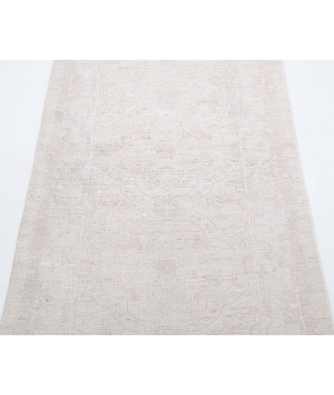 Serenity 2'8'' X 7'9'' Hand-Knotted Wool Rug 2'8'' x 7'9'' (80 X 233) / Ivory / Pink