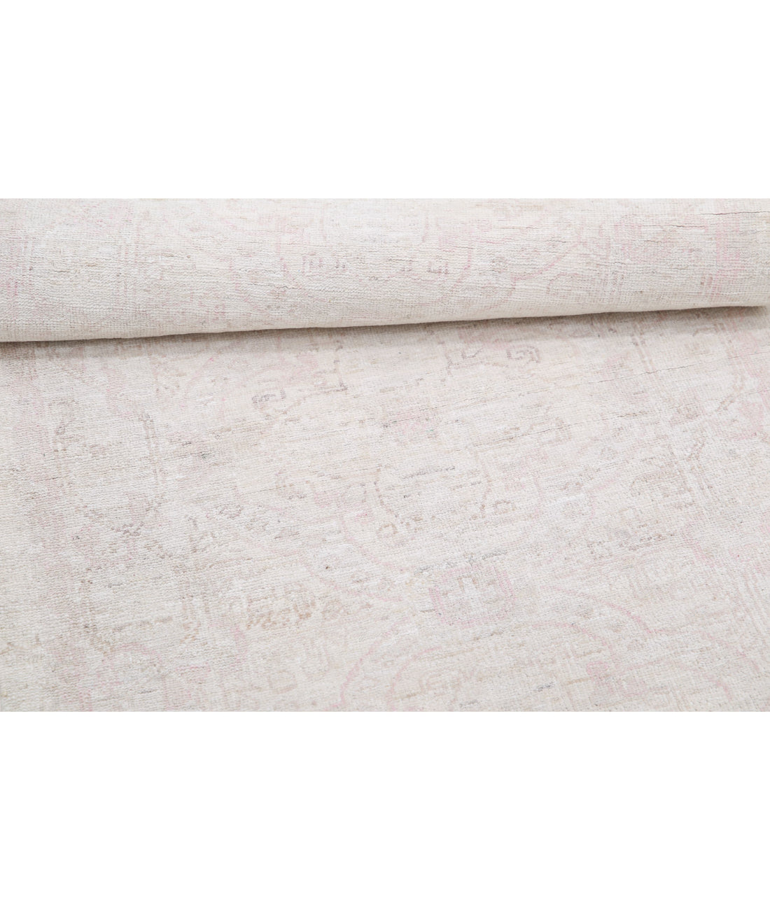 Serenity 2'8'' X 7'9'' Hand-Knotted Wool Rug 2'8'' x 7'9'' (80 X 233) / Ivory / Pink