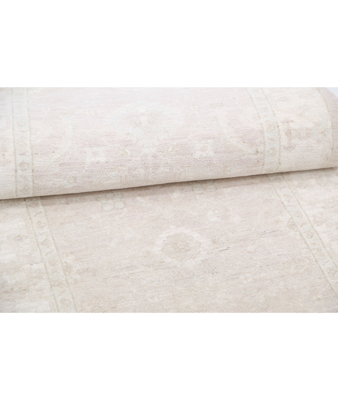 Serenity 2'7'' X 7'10'' Hand-Knotted Wool Rug 2'7'' x 7'10'' (78 X 235) / Taupe / Ivory