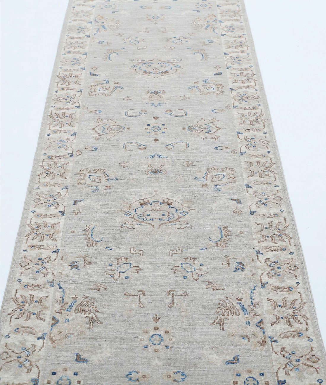 Serenity 2'6'' X 7'10'' Hand-Knotted Wool Rug 2'6'' x 7'10'' (75 X 235) / Grey / Ivory