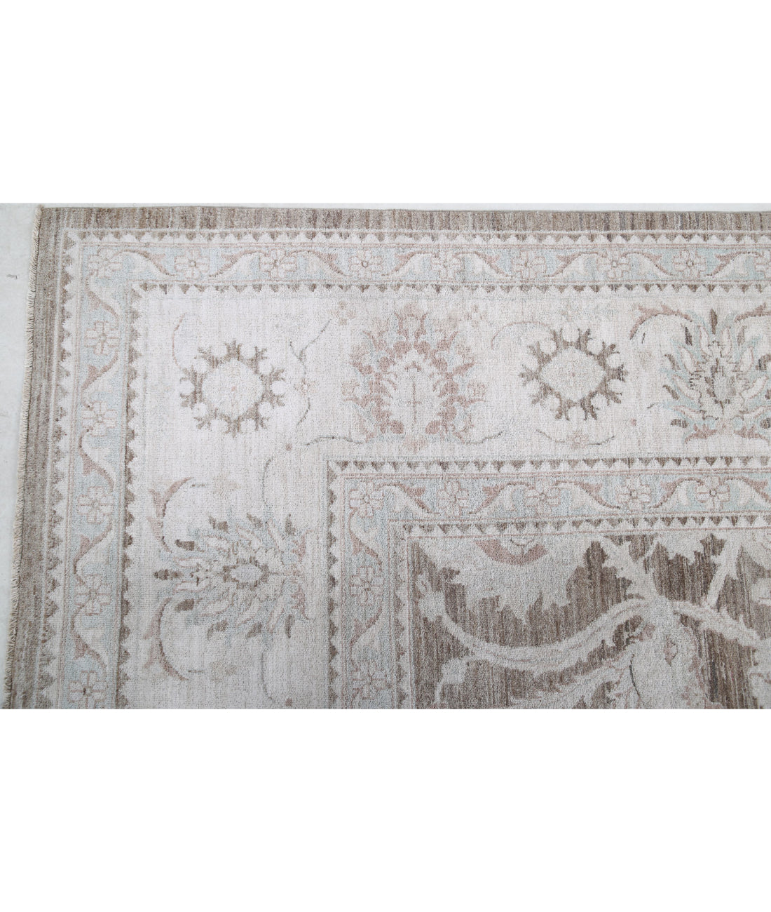 Serenity 12'10'' X 18'10'' Hand-Knotted Wool Rug 12'10'' x 18'10'' (385 X 565) / Brown / Ivory