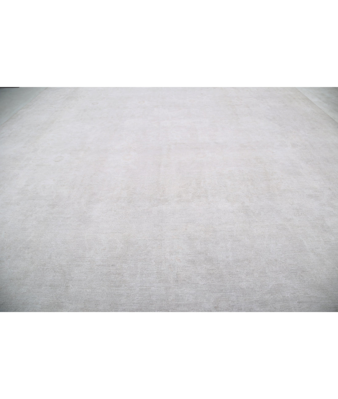 Serenity 14'7'' X 18'11'' Hand-Knotted Wool Rug 14'7'' x 18'11'' (438 X 568) / Ivory / Taupe