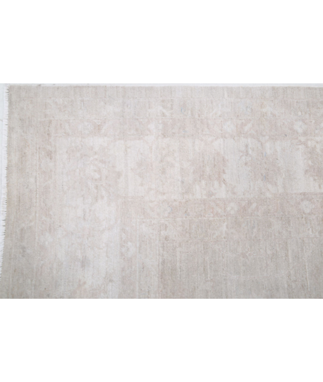 Serenity 7'11'' X 9'11'' Hand-Knotted Wool Rug 7'11'' x 9'11'' (238 X 298) / Grey / Ivory