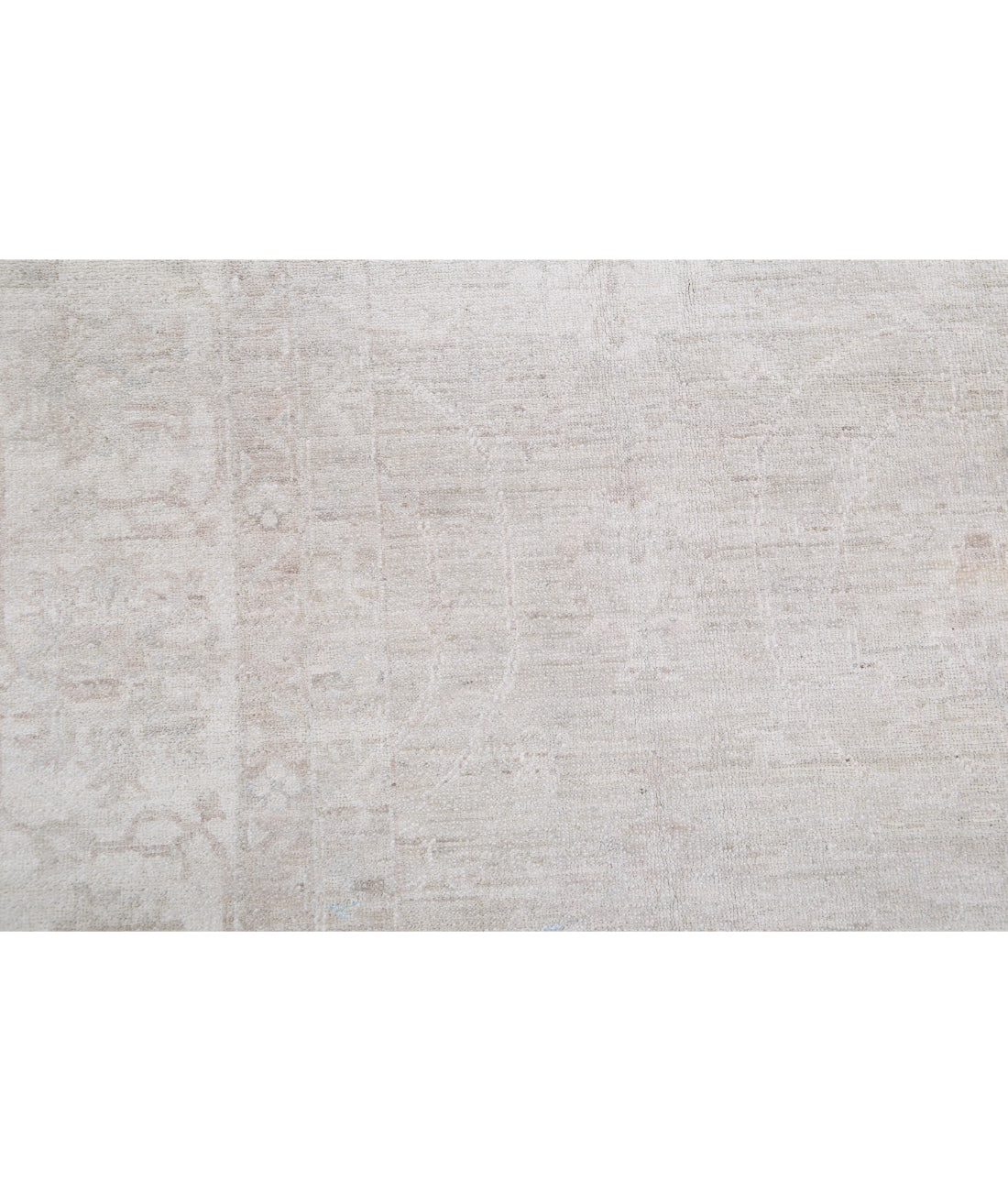 Serenity 7'11'' X 9'11'' Hand-Knotted Wool Rug 7'11'' x 9'11'' (238 X 298) / Grey / Ivory