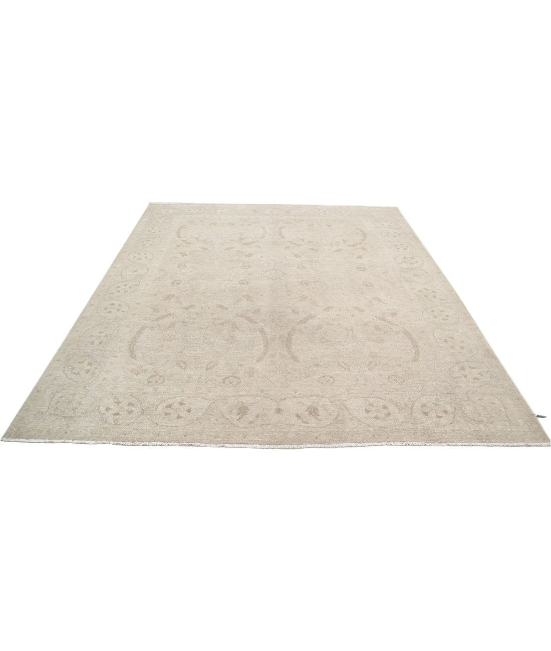 Serenity 7'9'' X 8'7'' Hand-Knotted Wool Rug 7'9'' x 8'7'' (233 X 258) / Ivory / Taupe