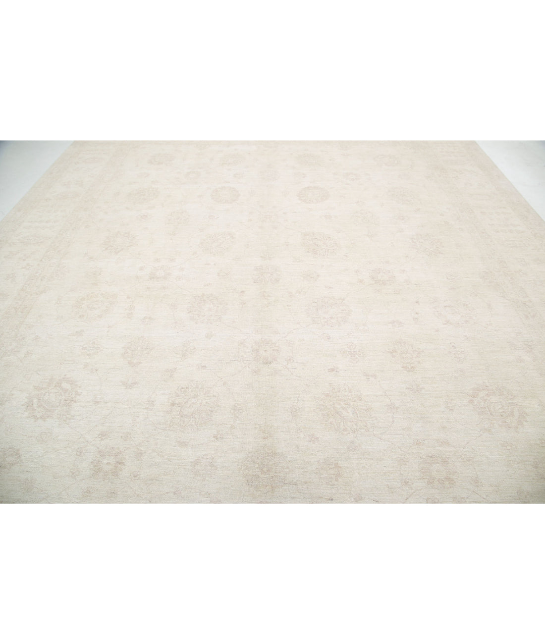 Serenity 11'10'' X 14'3'' Hand-Knotted Wool Rug 11'10'' x 14'3'' (355 X 428) / Ivory / Ivory