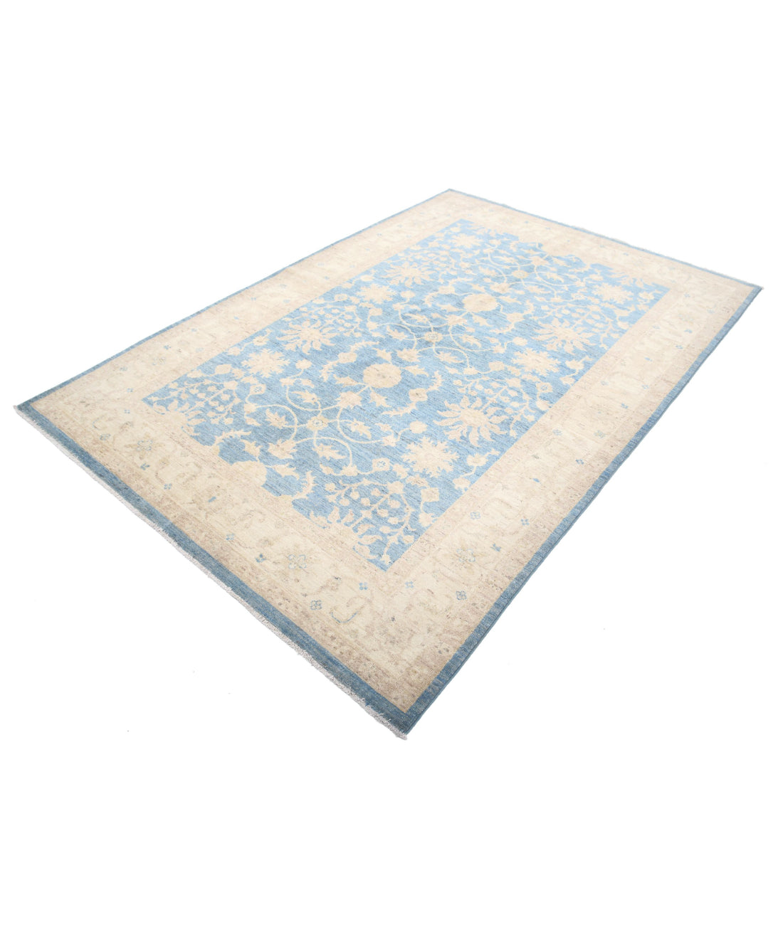 Serenity 5'7'' X 7'11'' Hand-Knotted Wool Rug 5'7'' x 7'11'' (168 X 238) / Blue / Ivory