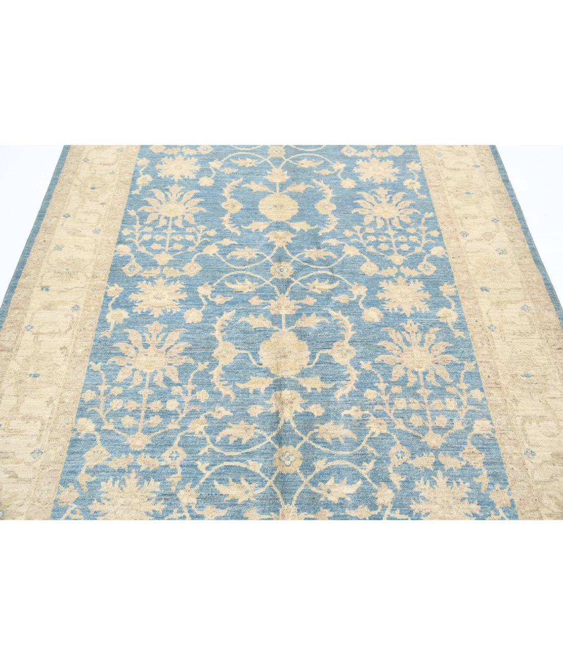 Serenity 5'7'' X 7'11'' Hand-Knotted Wool Rug 5'7'' x 7'11'' (168 X 238) / Blue / Ivory