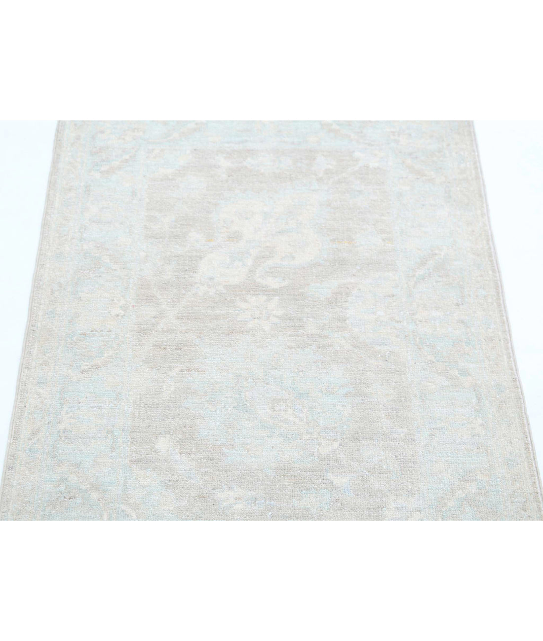 Serenity 2'2'' X 3'1'' Hand-Knotted Wool Rug 2'2'' x 3'1'' (65 X 93) / Brown / Ivory