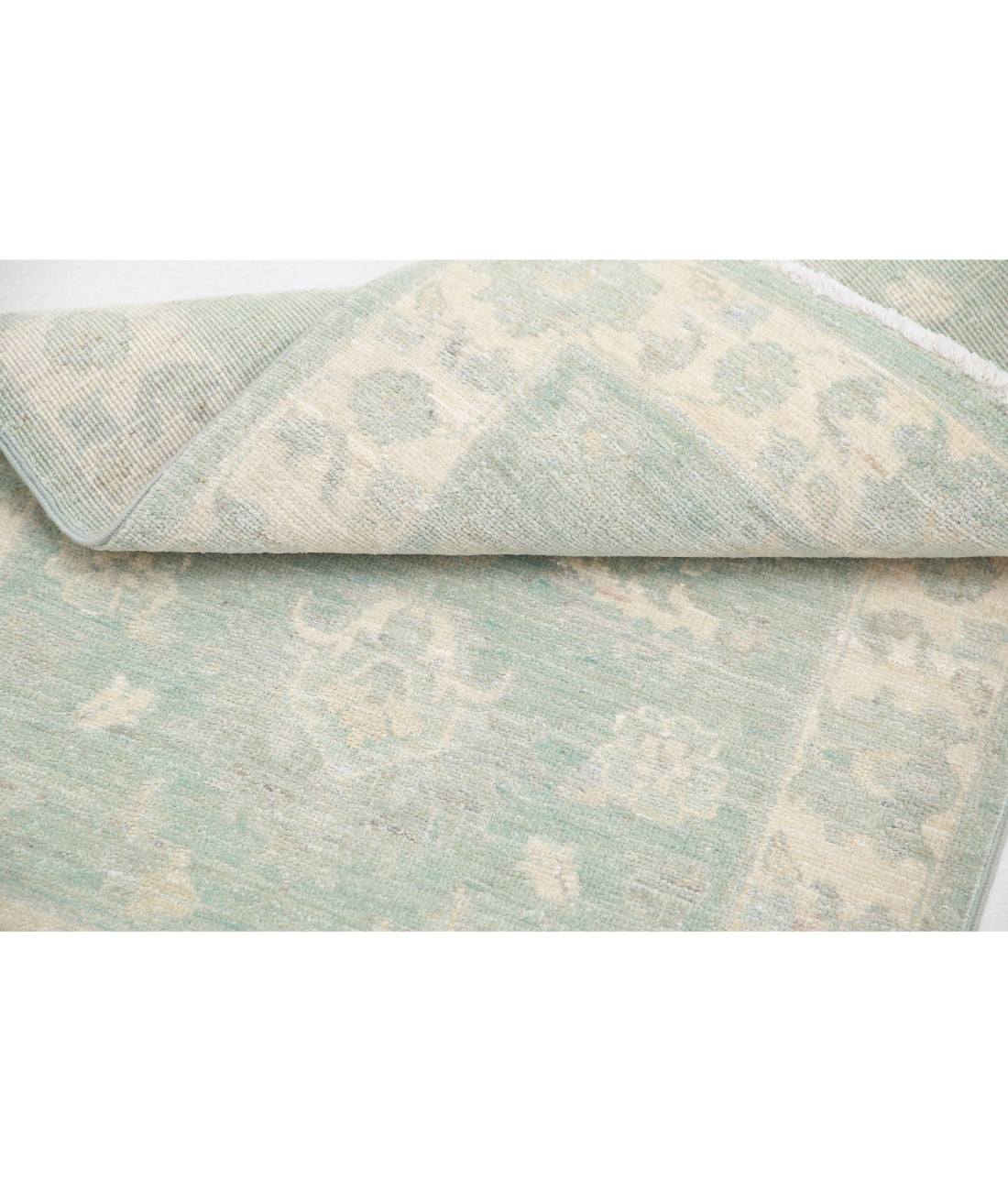 Serenity 2'0'' X 2'11'' Hand-Knotted Wool Rug 2'0'' x 2'11'' (60 X 88) / Green / Ivory