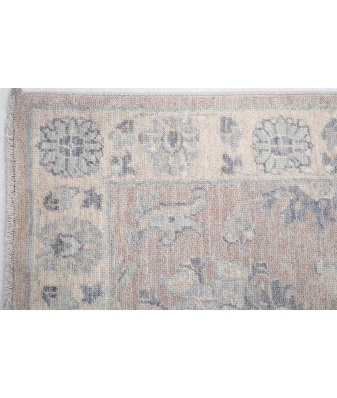 Serenity 2'2'' X 3'2'' Hand-Knotted Wool Rug 2'2'' x 3'2'' (65 X 95) / Brown / Ivory