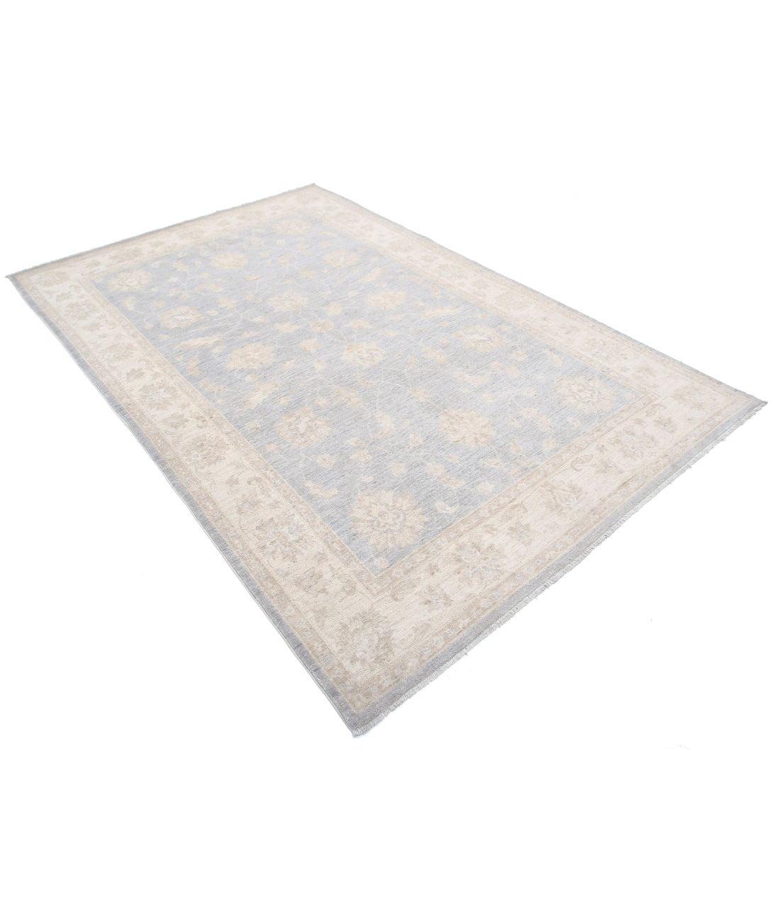 Serenity 5'5'' X 8'2'' Hand-Knotted Wool Rug 5'5'' x 8'2'' (163 X 245) / Grey / Ivory