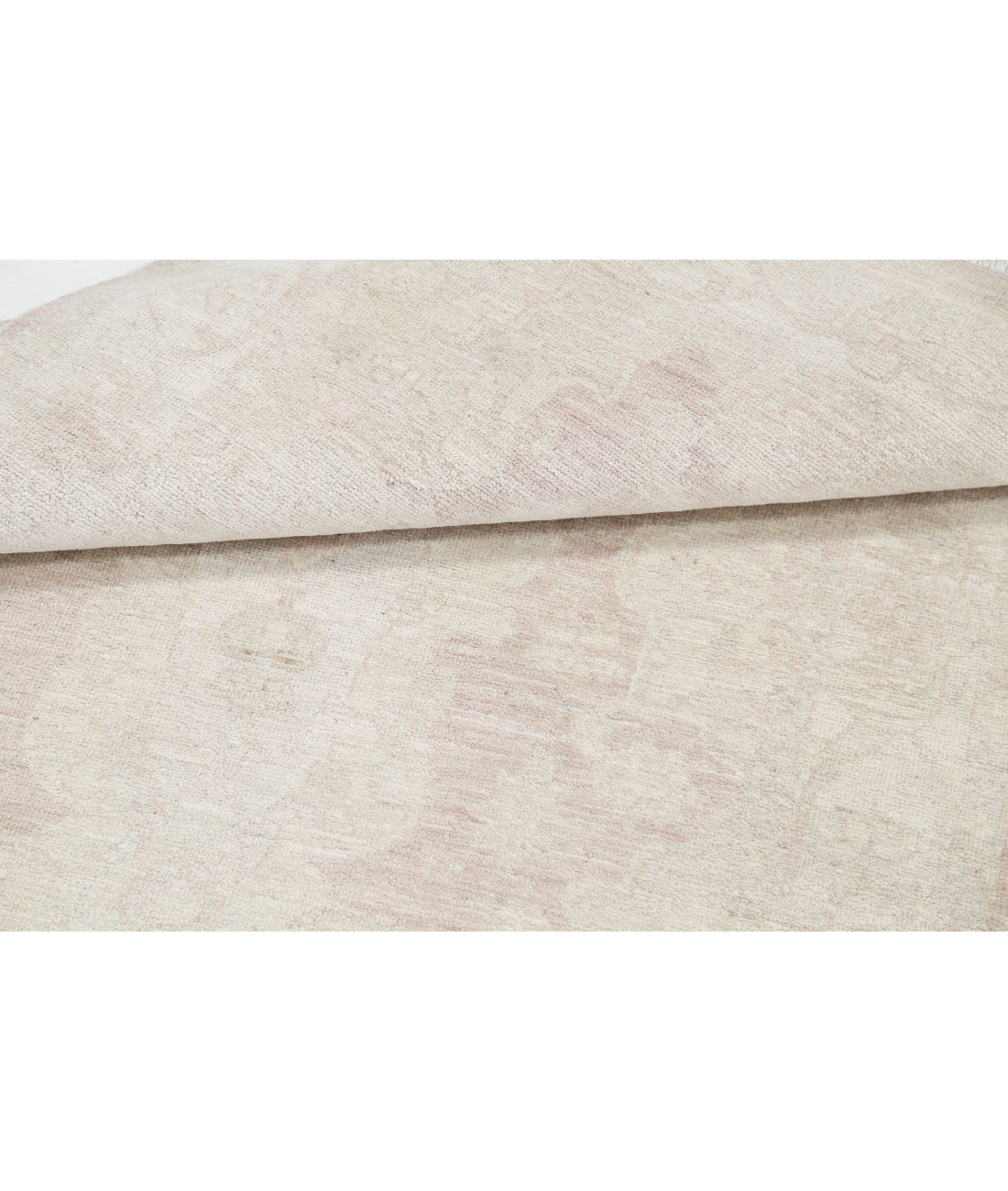 Serenity 2'11'' X 4'8'' Hand-Knotted Wool Rug 2'11'' x 4'8'' (88 X 140) / Pink / Ivory