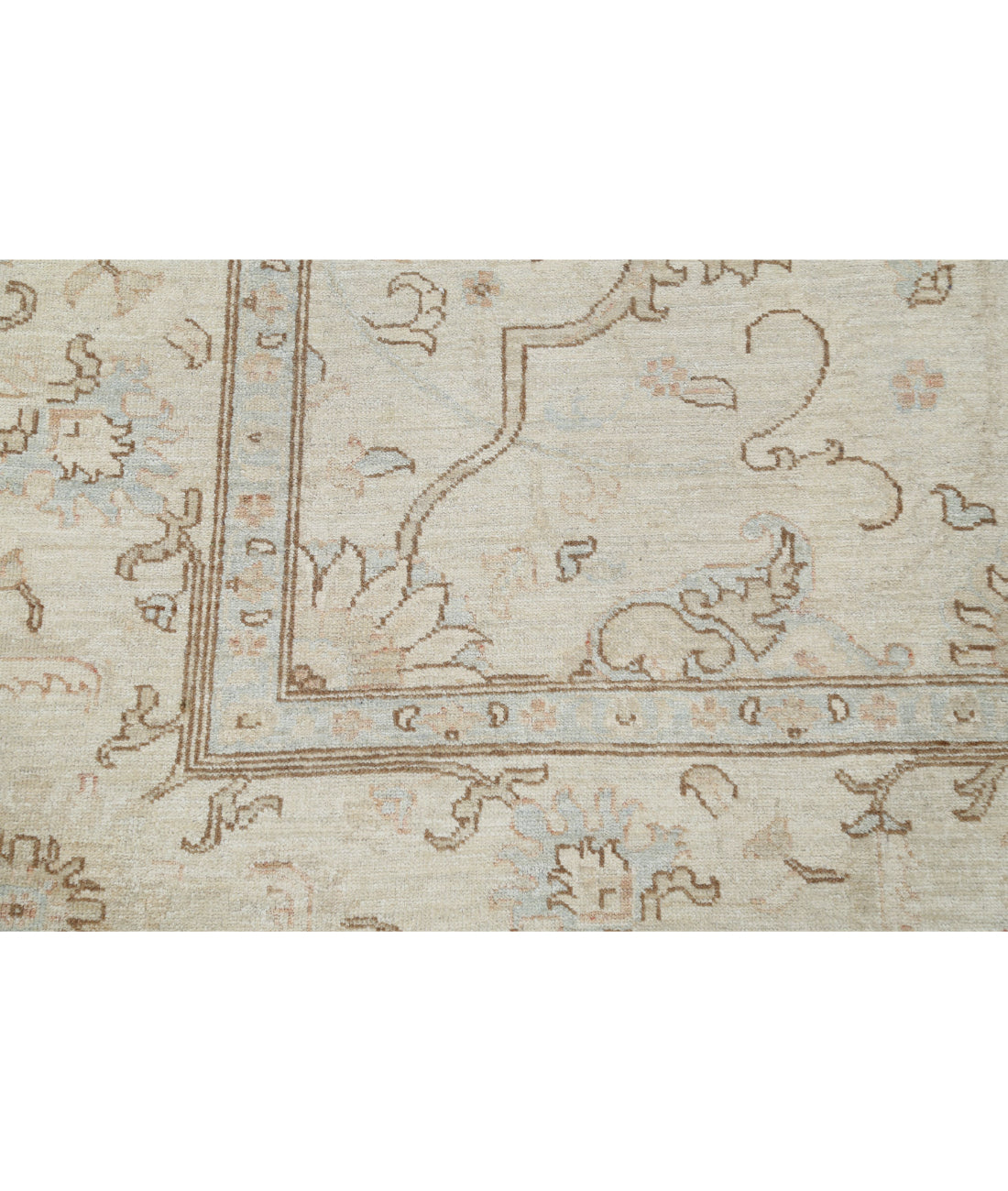 Serenity 6'0'' X 8'11'' Hand-Knotted Wool Rug 6'0'' x 8'11'' (180 X 268) / Ivory / Silver