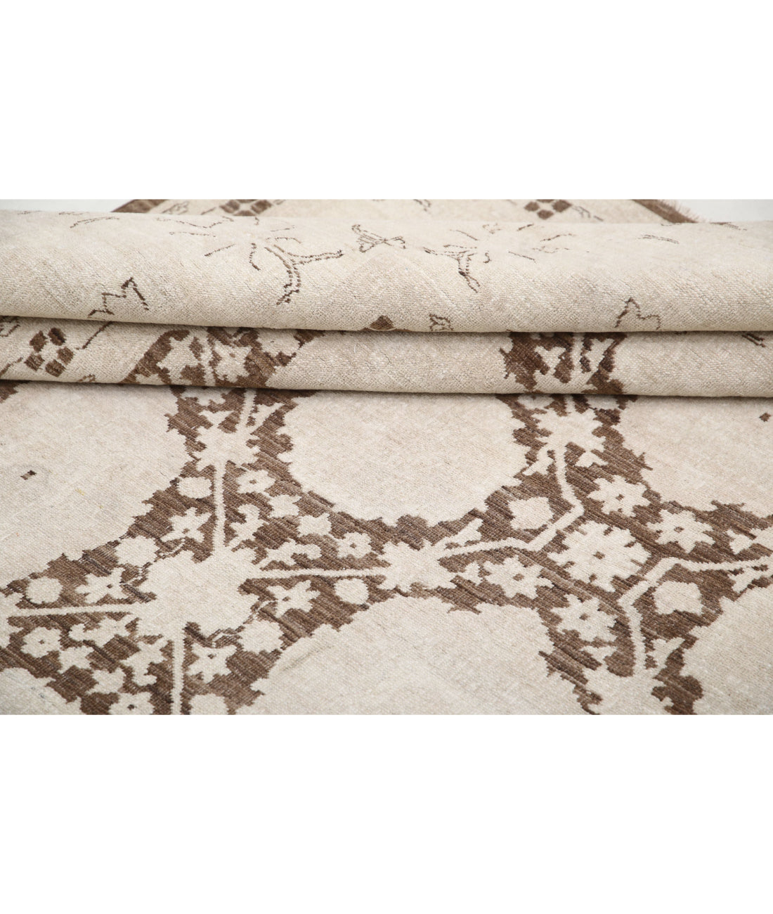 Serenity 11'8'' X 14'5'' Hand-Knotted Wool Rug 11'8'' x 14'5'' (350 X 433) / Brown / Ivory