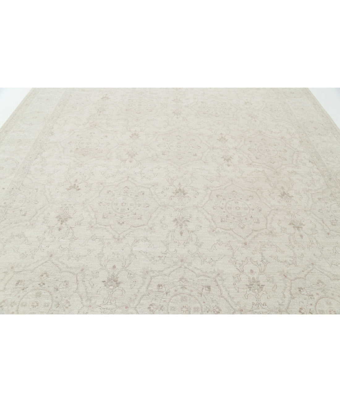 Serenity 9'11'' X 13'7'' Hand-Knotted Wool Rug 9'11'' x 13'7'' (298 X 408) / Ivory / Grey