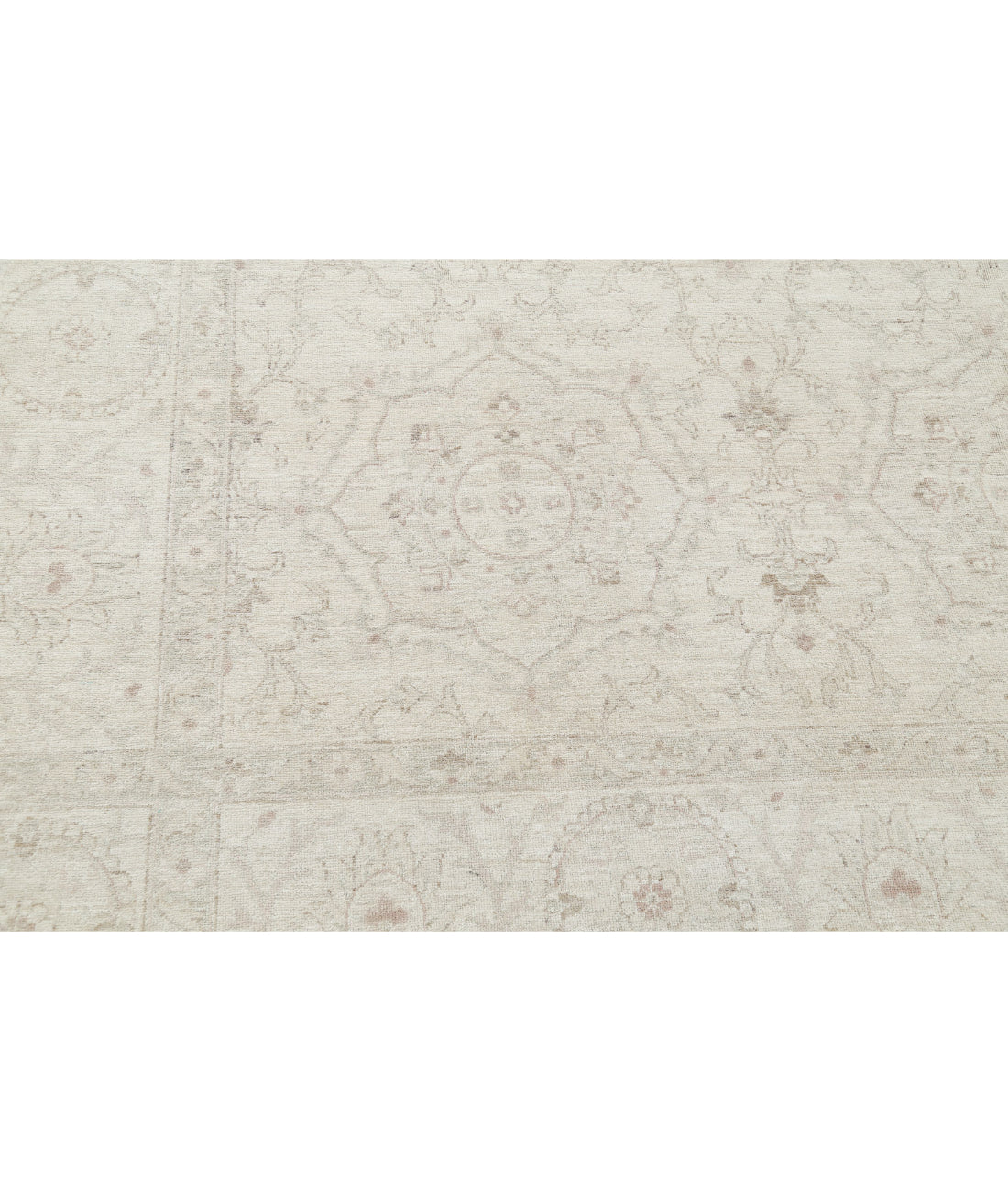 Serenity 9'11'' X 13'7'' Hand-Knotted Wool Rug 9'11'' x 13'7'' (298 X 408) / Ivory / Grey