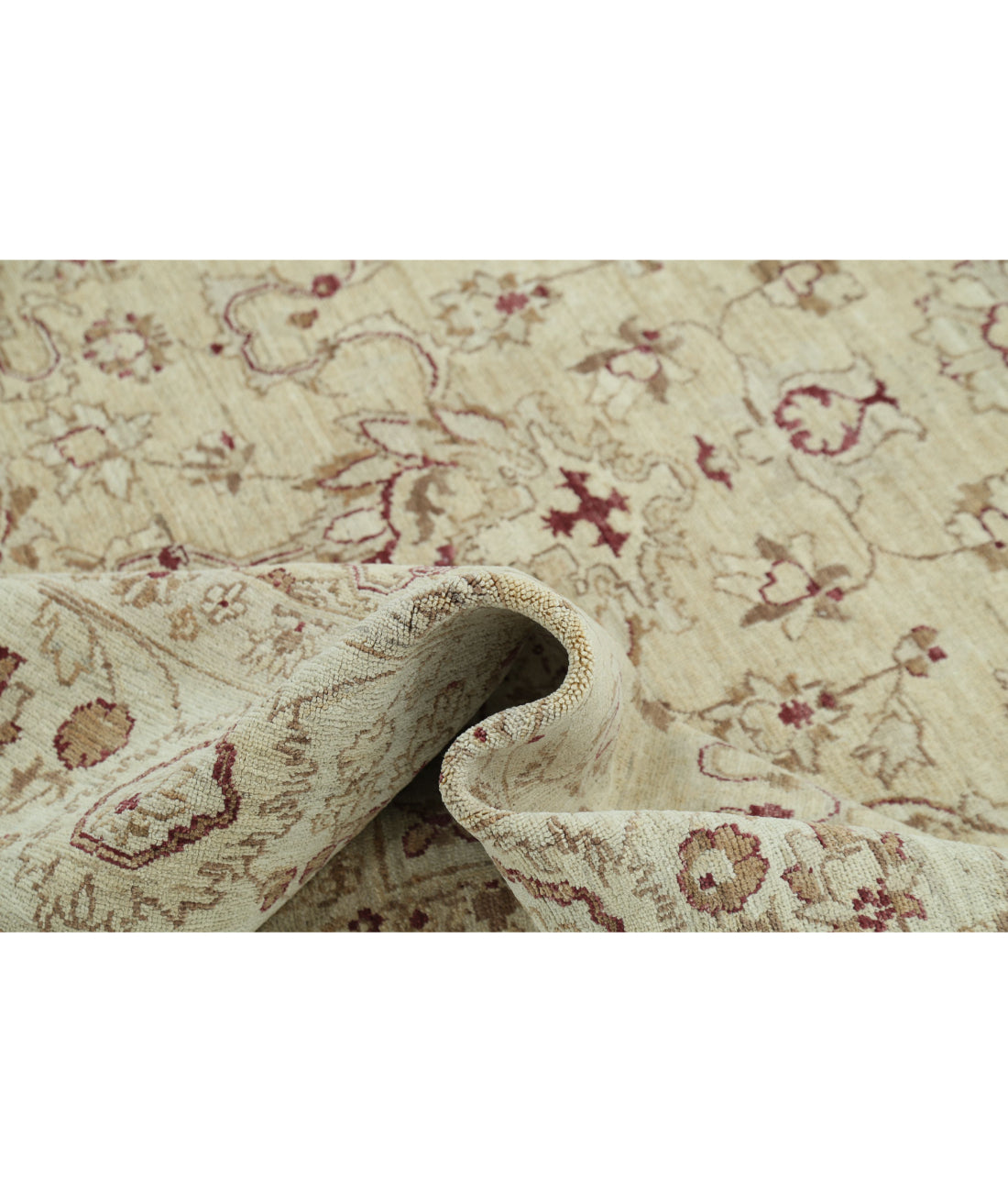 Serenity 7'10'' X 9'4'' Hand-Knotted Wool Rug 7'10'' x 9'4'' (235 X 280) / Beige / Ivory