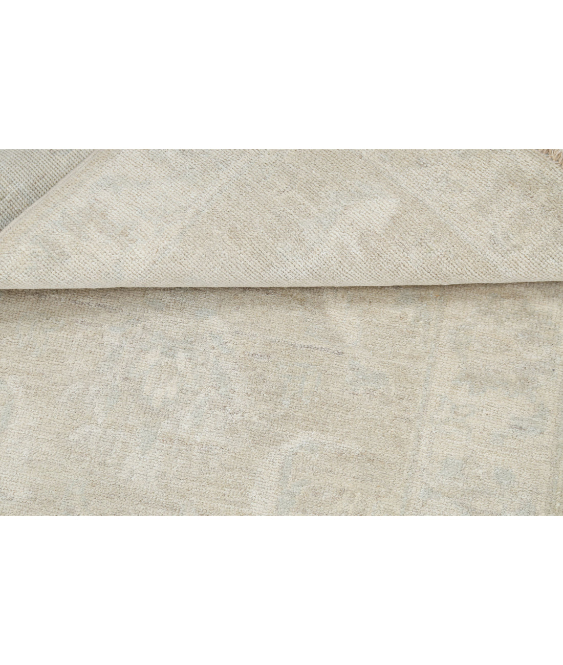 Serenity 2'2'' X 3'1'' Hand-Knotted Wool Rug 2'2'' x 3'1'' (65 X 93) / Beige / Ivory