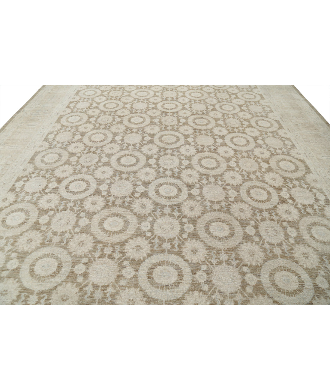 Serenity 7'8'' X 9'10'' Hand-Knotted Wool Rug 7'8'' x 9'10'' (230 X 295) / Taupe / Ivory