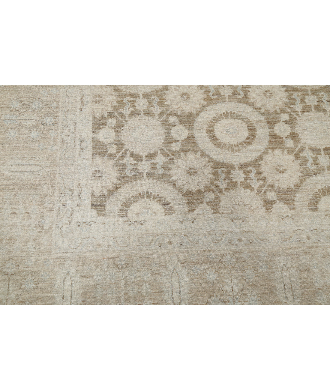 Serenity 7'8'' X 9'10'' Hand-Knotted Wool Rug 7'8'' x 9'10'' (230 X 295) / Taupe / Ivory