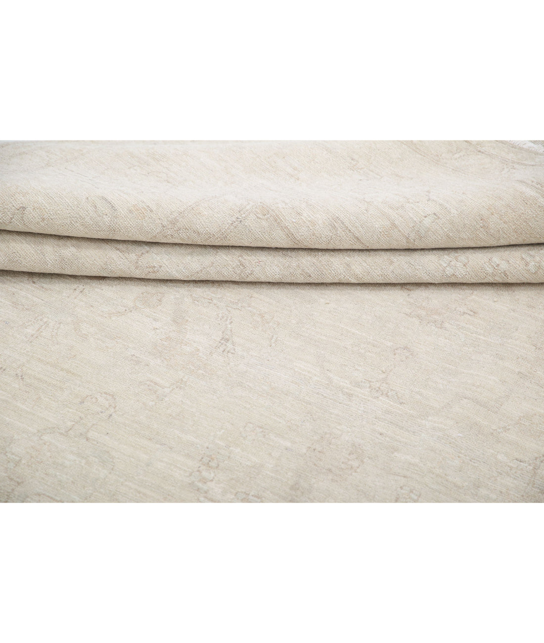 Serenity 7'10'' X 9'9'' Hand-Knotted Wool Rug 7'10'' x 9'9'' (235 X 293) / Ivory / Taupe