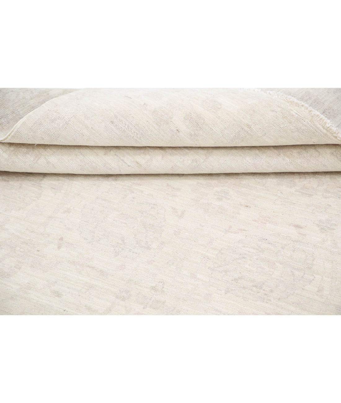 Serenity 6'2'' X 8'9'' Hand-Knotted Wool Rug 6'2'' x 8'9'' (185 X 263) / Ivory / Grey