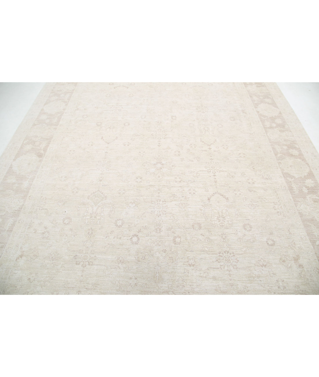 Serenity 8'10'' X 11'8'' Hand-Knotted Wool Rug 8'10'' x 11'8'' (265 X 350) / Ivory / Taupe