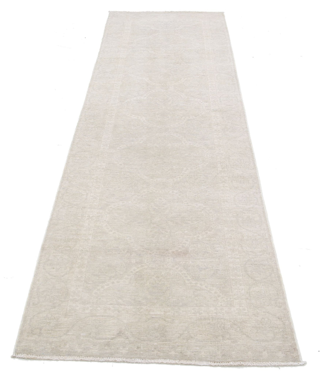 Serenity 2'9'' X 10'6'' Hand-Knotted Wool Rug 2'9'' x 10'6'' (83 X 315) / Grey / Ivory