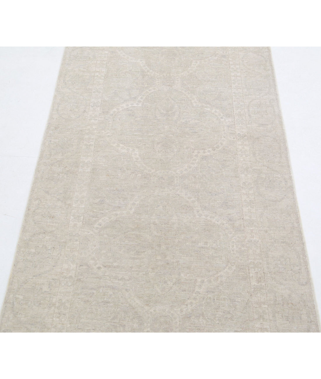 Serenity 2'9'' X 10'6'' Hand-Knotted Wool Rug 2'9'' x 10'6'' (83 X 315) / Grey / Ivory