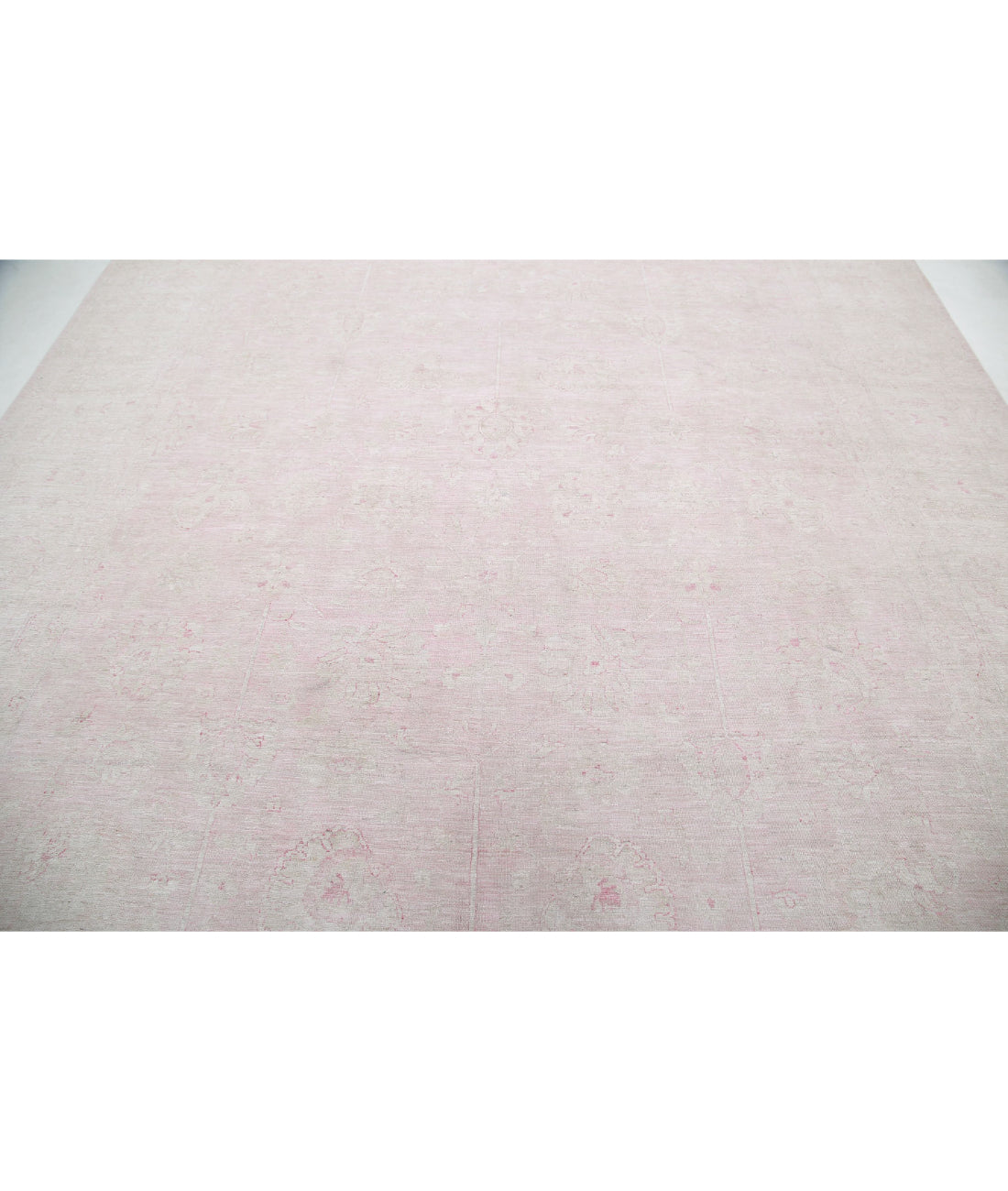 Serenity 9'10'' X 12'7'' Hand-Knotted Wool Rug 9'10'' x 12'7'' (295 X 378) / Pink / Ivory