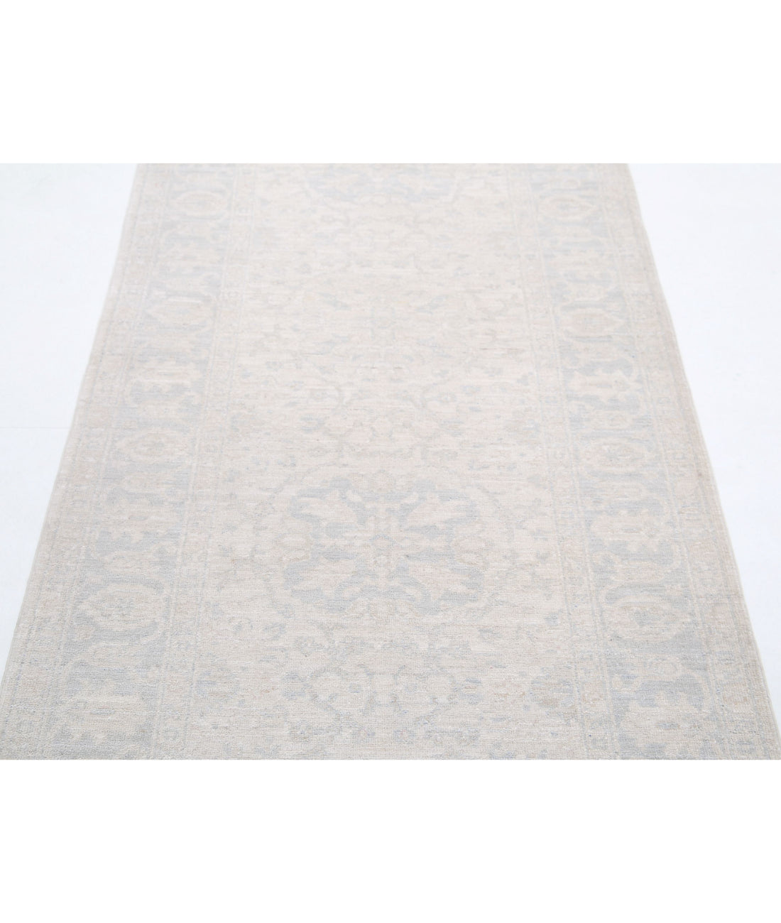 Serenity 2'11'' X 9'11'' Hand-Knotted Wool Rug 2'11'' x 9'11'' (88 X 298) / Ivory / Grey