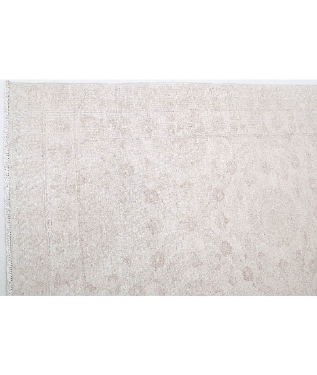 Serenity 6'7'' X 9'4'' Hand-Knotted Wool Rug 6'7'' x 9'4'' (198 X 280) / Ivory / Grey